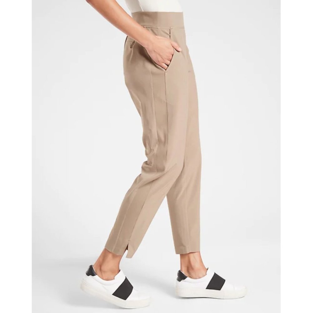 *Like New* Athleta Brooklyn Ankle Pant in Beige